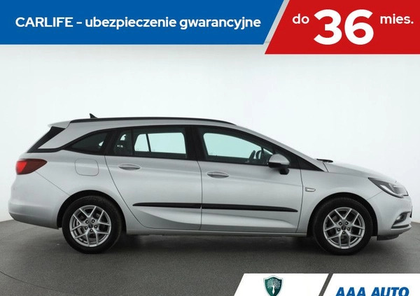 Opel Astra cena 38000 przebieg: 169082, rok produkcji 2017 z Wielichowo małe 211